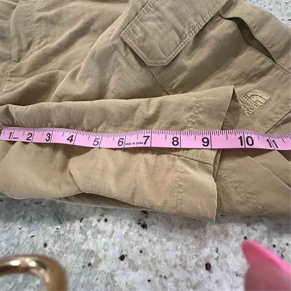 The North Face Men's Cargo‎ Shorts Khaki Size L Casual side Elastic in Waistband
